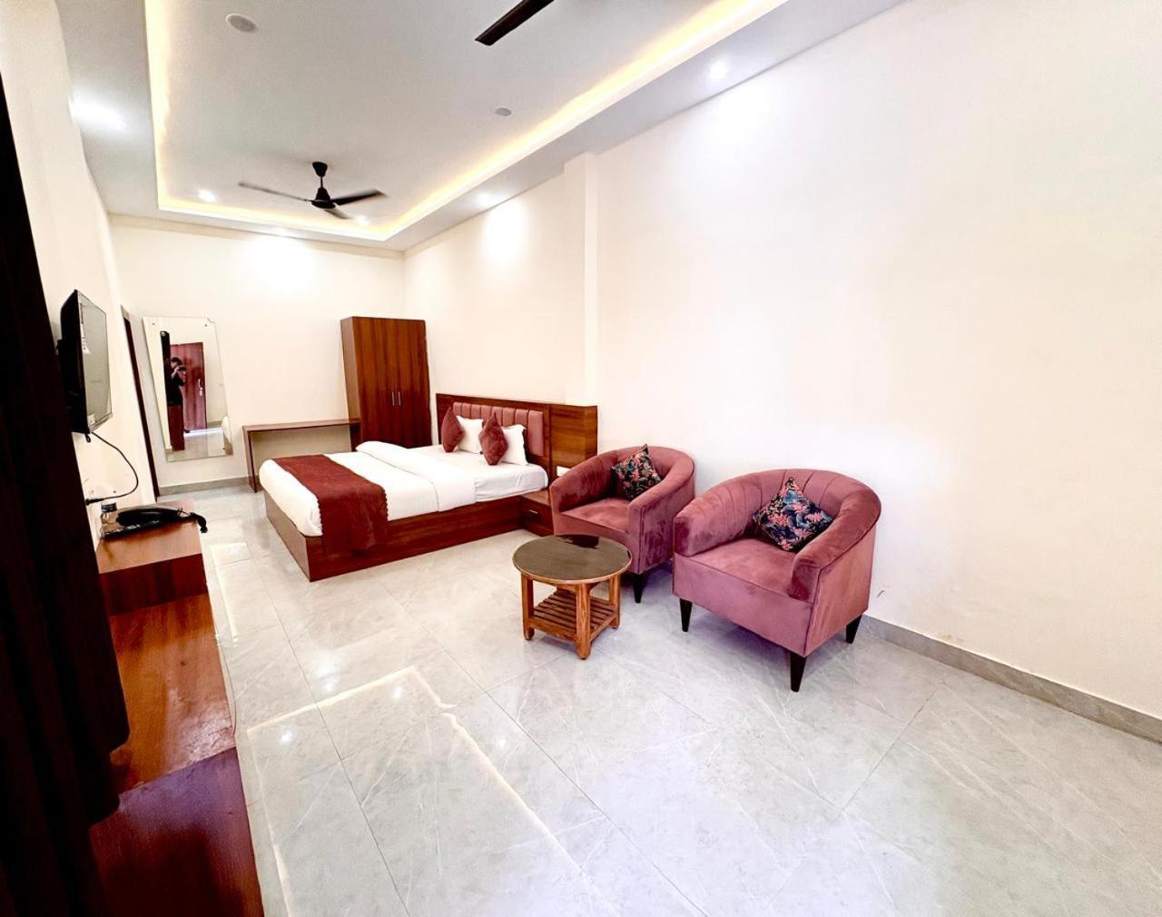 Shiva Kashi Inn - Varanasi — Photos 3